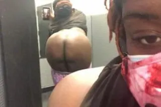 👅💦Bring Your Dick To Me and Hi... - Image 3